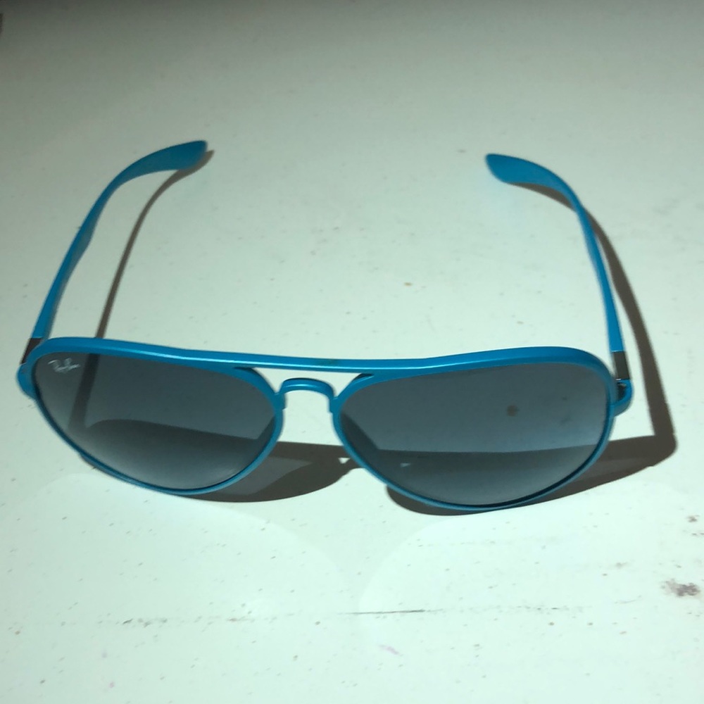 Blue ray ban glasses